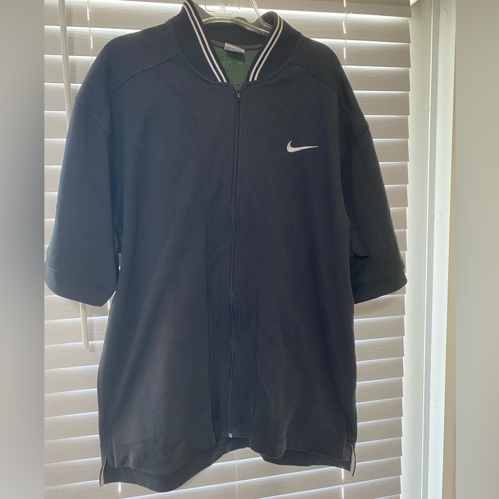 Vintage Nike black zip down short sleeve jacket size large